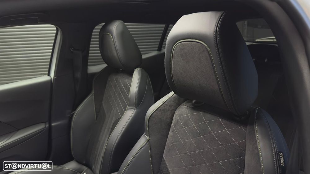 Peugeot e-2008 GT+ - 17