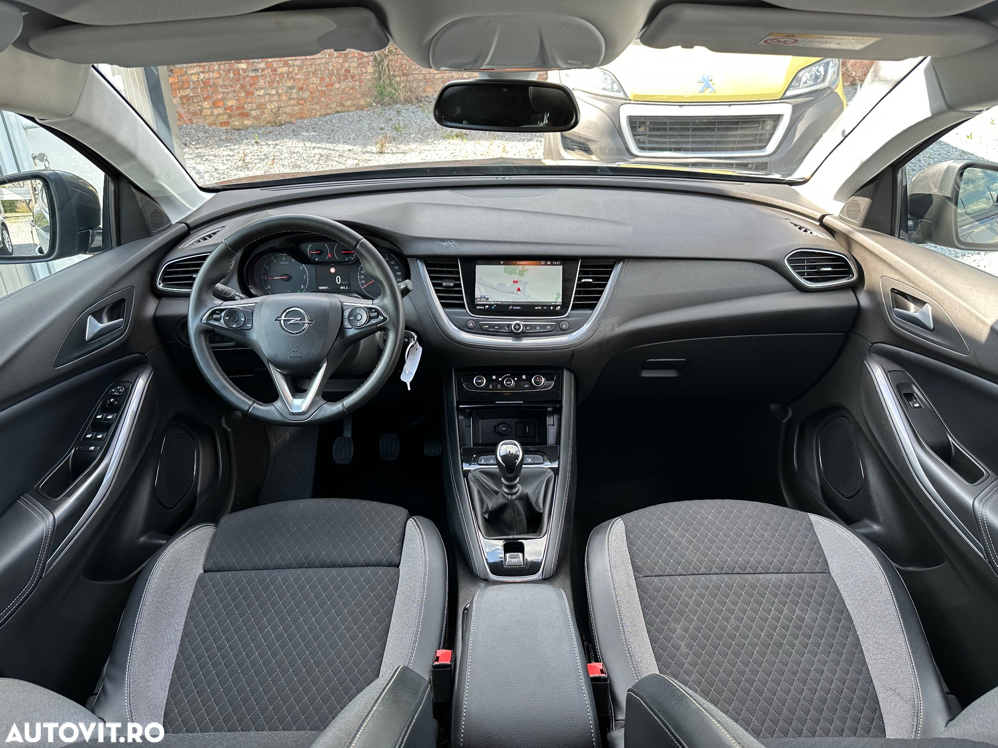 Opel Grandland X 1.5 D Start/Stop Business Elegance - 9