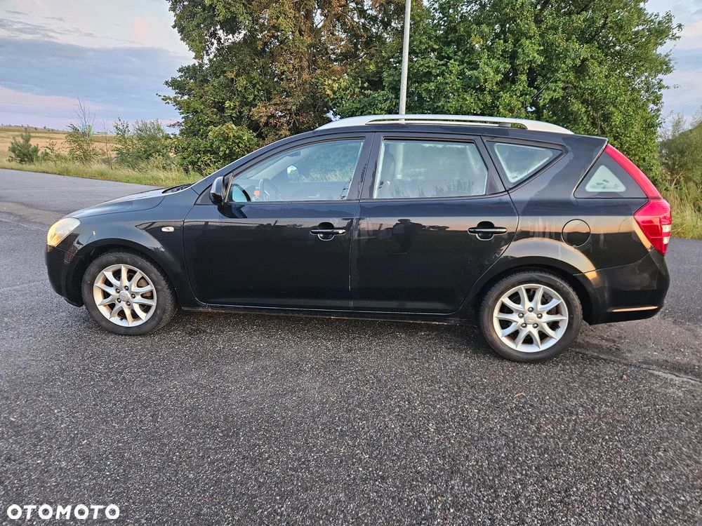 Kia Ceed - 6