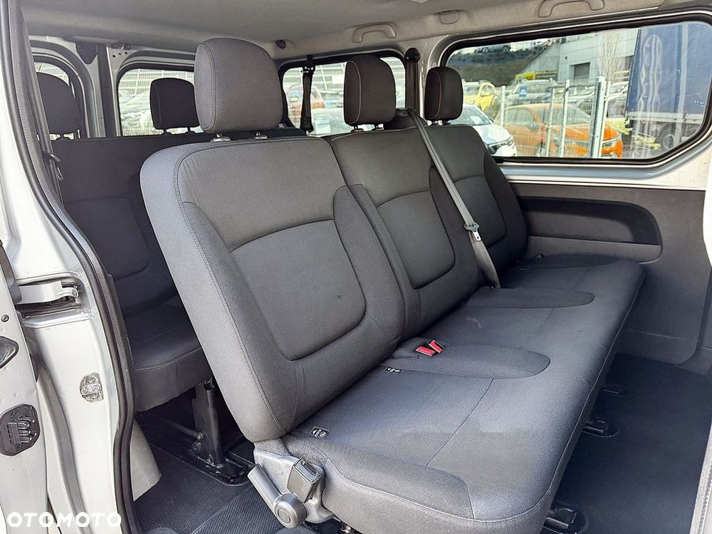 Renault trafic - 12