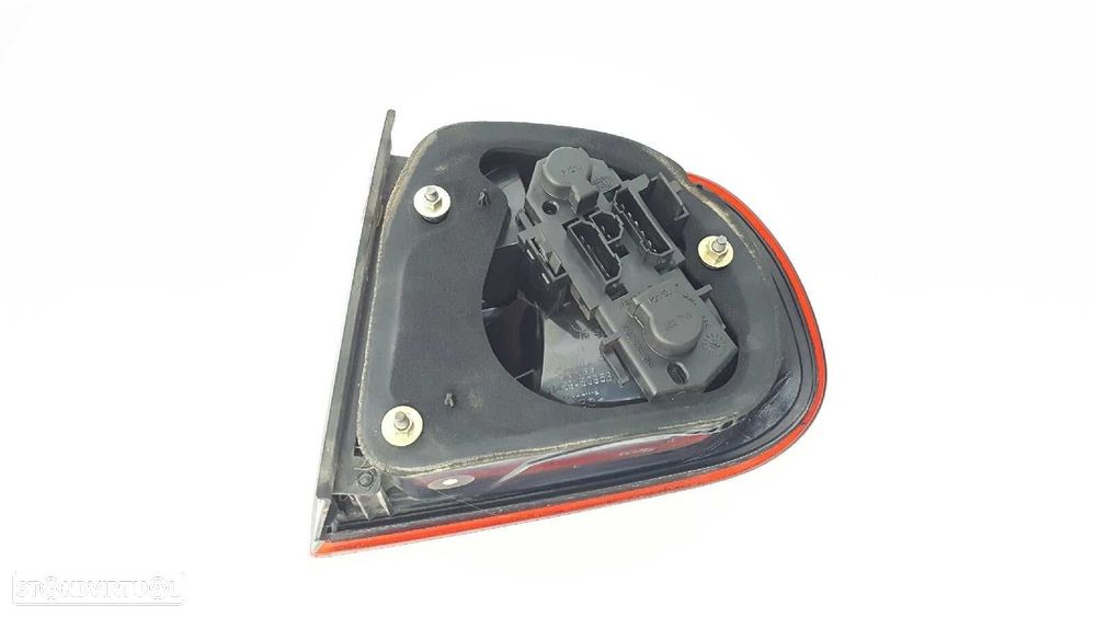 FAROLIM TRASEIRO ESQUERDO SEAT TOLEDO (1M2) SIGNO - 3