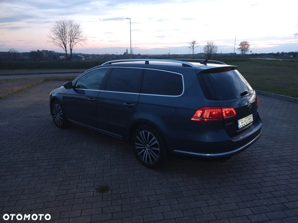 Volkswagen Passat 2.0 TDI BlueMotion Technology Comfortline - 3