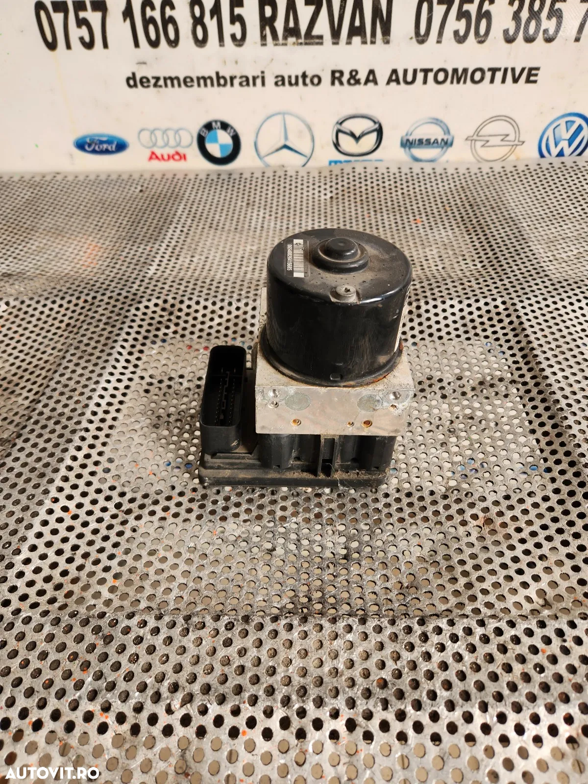 Modul Pompa Unitate ABS Opel Astra H Zafira B Cod  - Dezmembrari Arad - 3