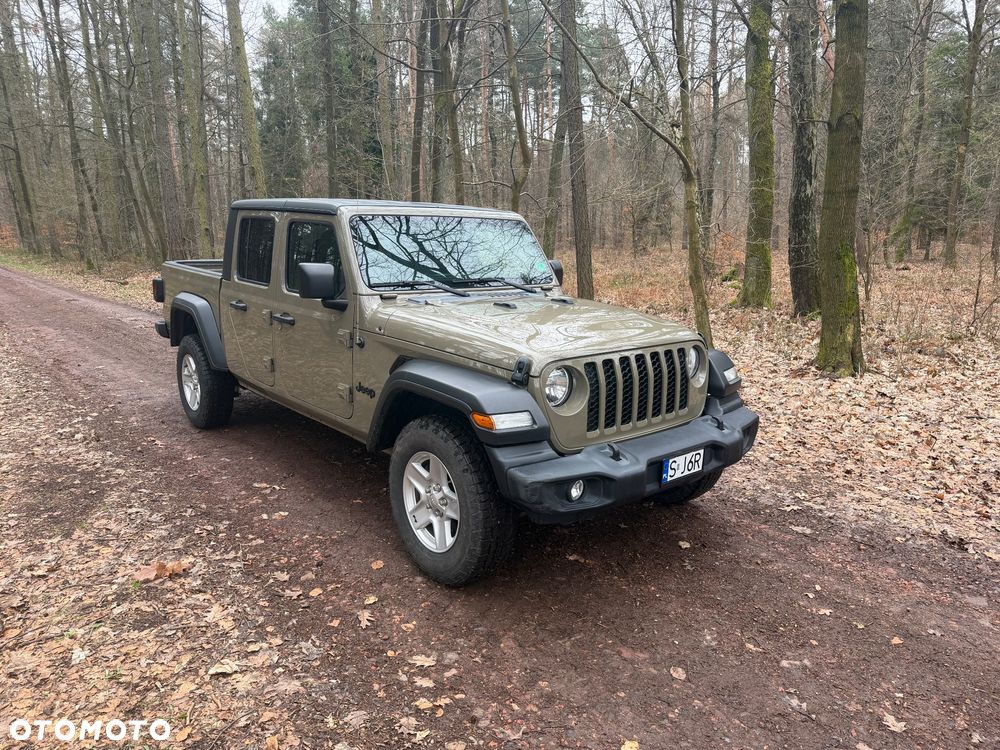 Jeep Gladiator - 2