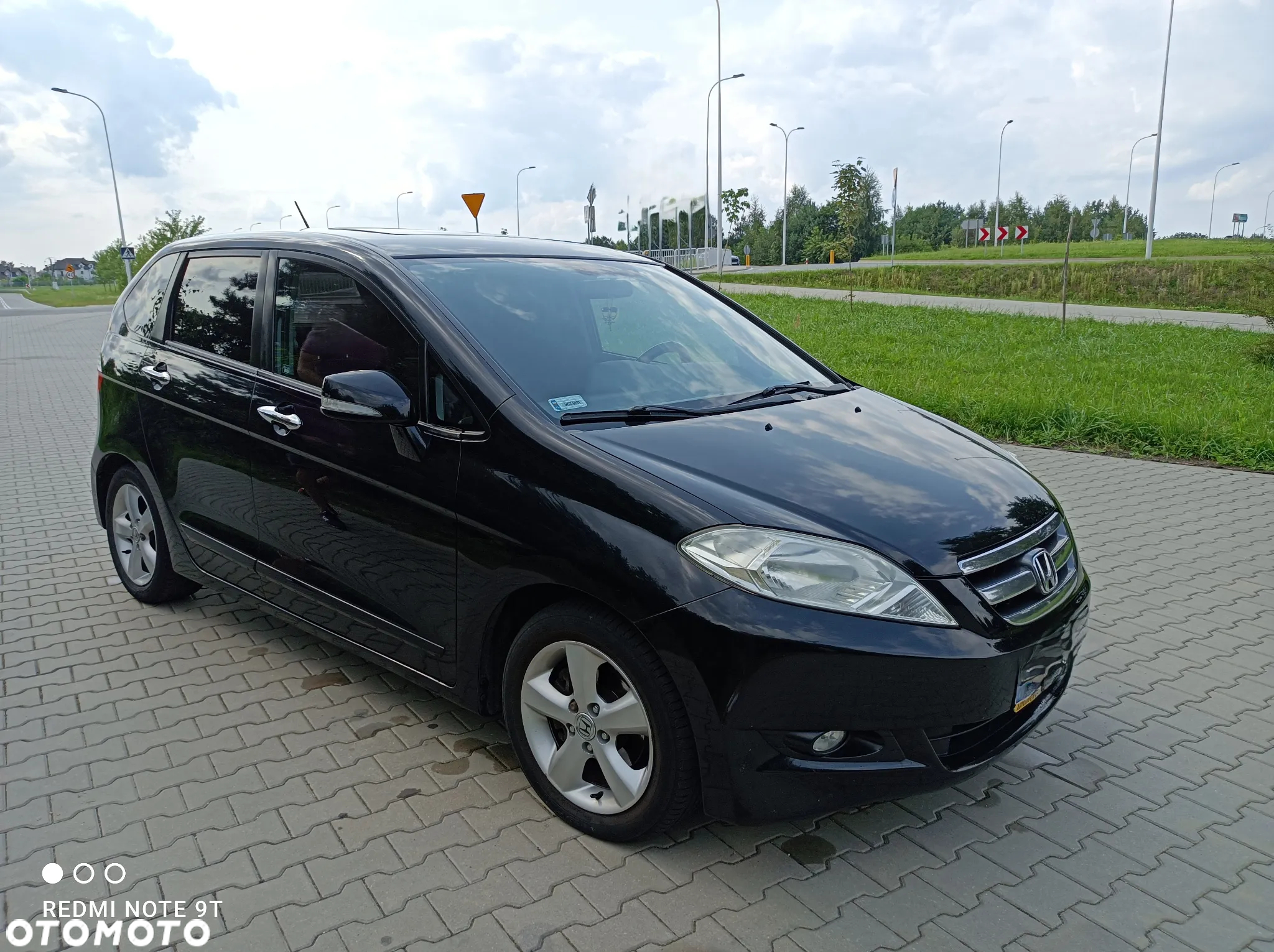 Honda FR-V - 2