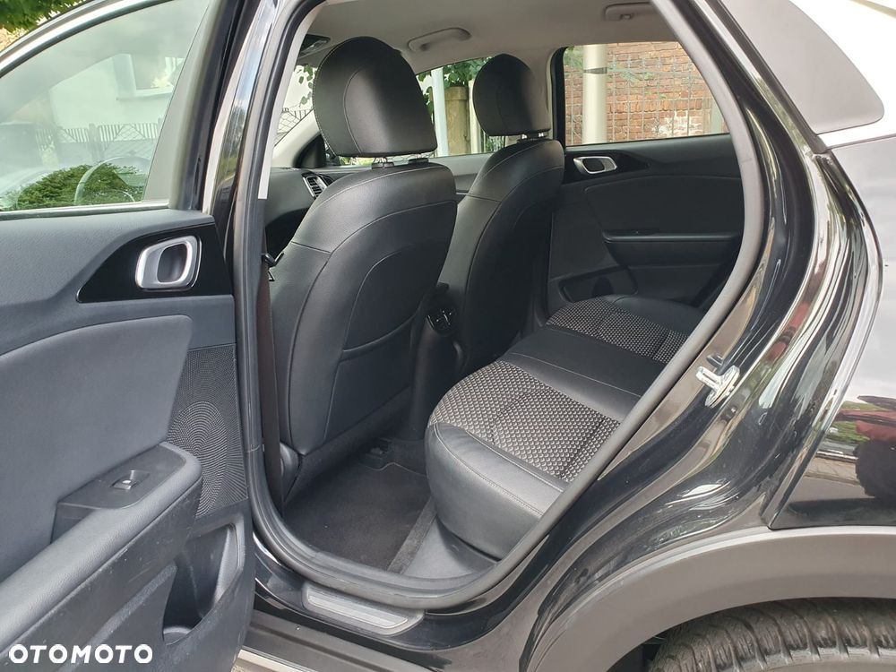 Kia XCeed 1.5 T-GDI OPF PLATINUM EDITION - 14