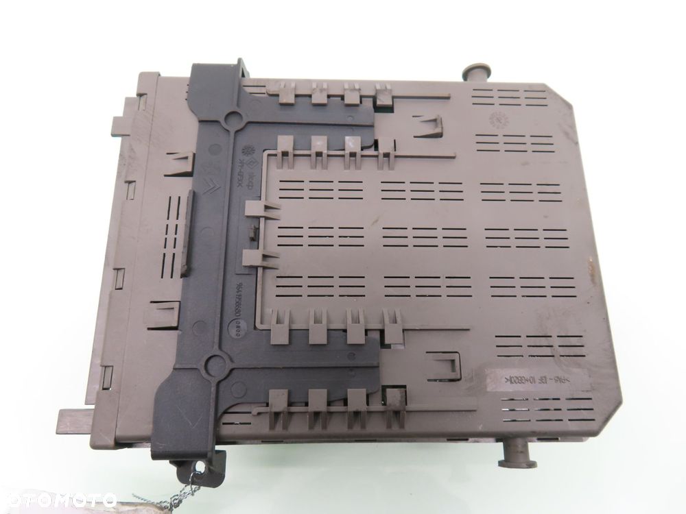 BSI PEUGEOT 607 3.0 9648723780 - 3