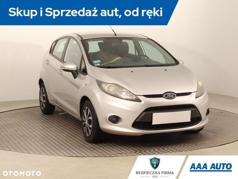Ford Fiesta - 2
