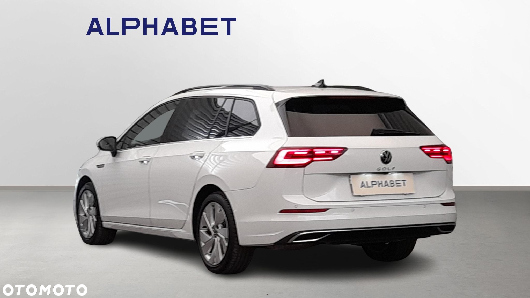 Volkswagen Golf VIII 2.0 TDI - 3