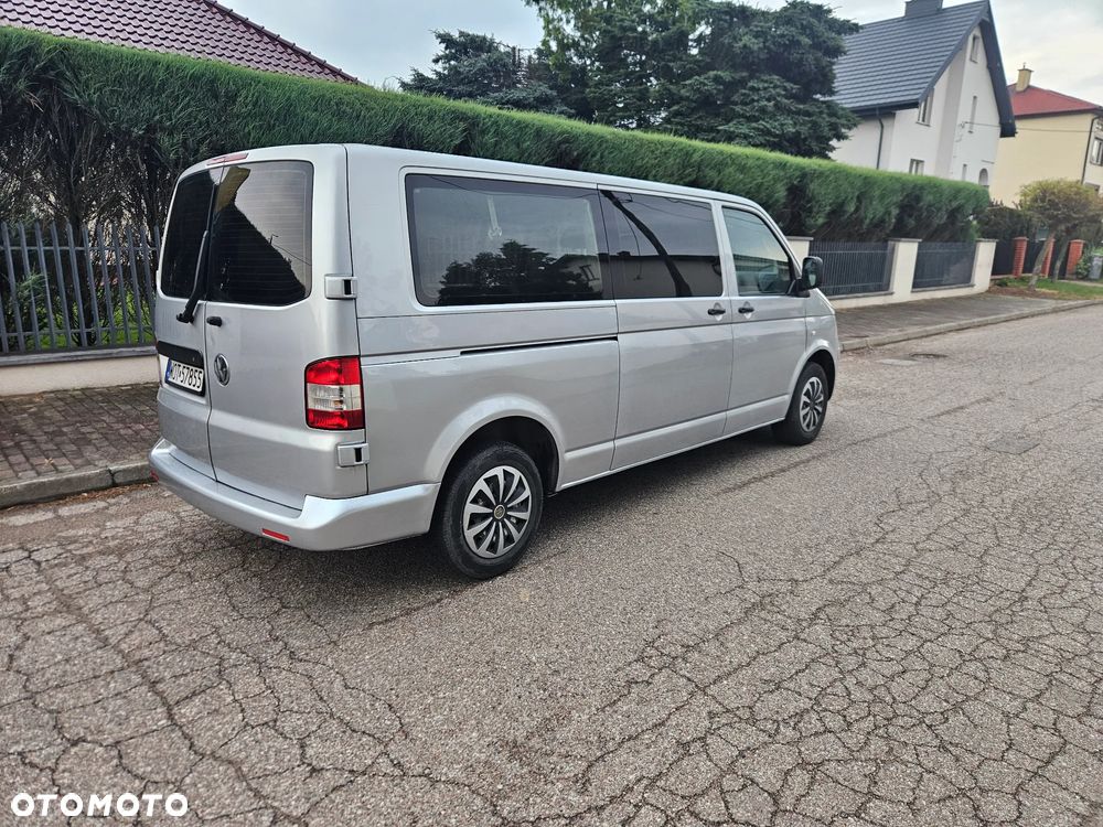 Volkswagen Caravelle - 4