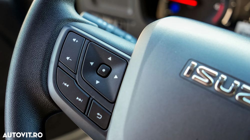 Isuzu M27 3.0 diesel - 16