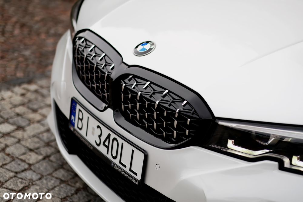 BMW Seria 3 M340i xDrive - 16