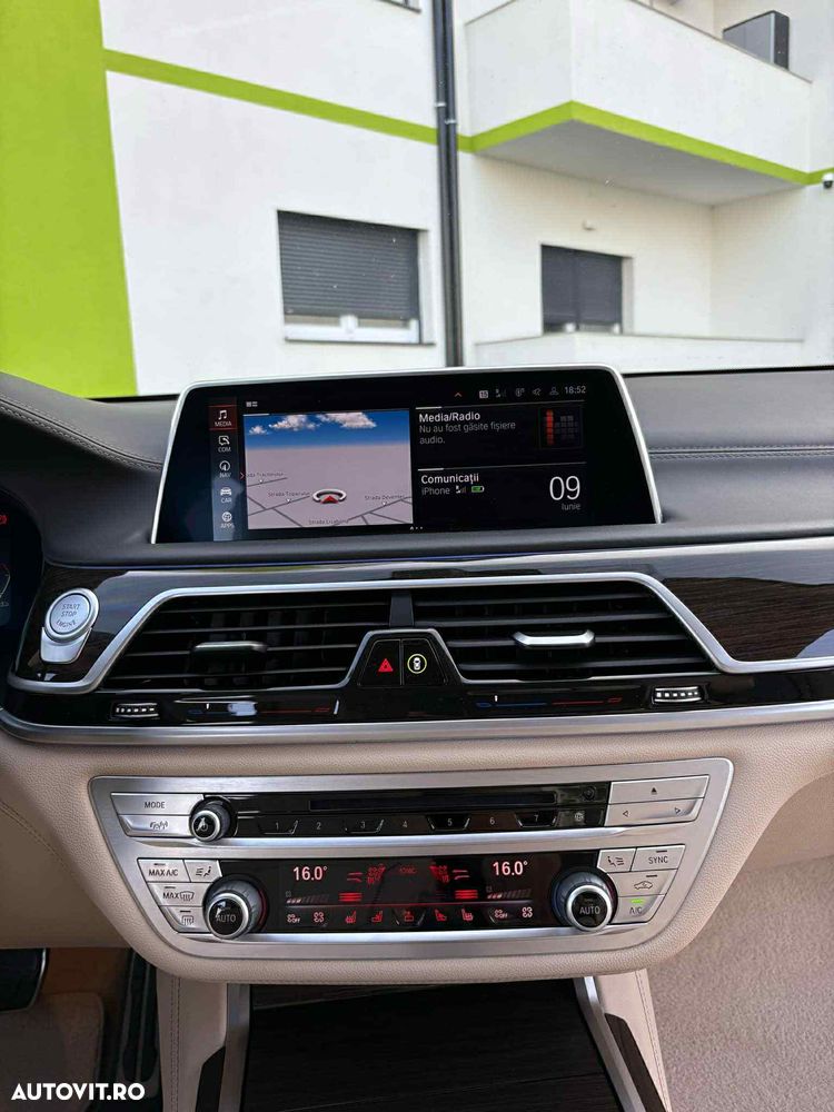 BMW Seria 7 730Ld xDrive MHEV - 11