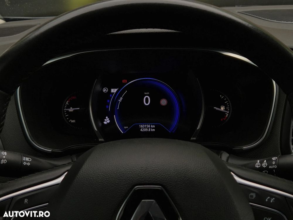 Renault Megane Blue dCi 116 EDC Zen - 16