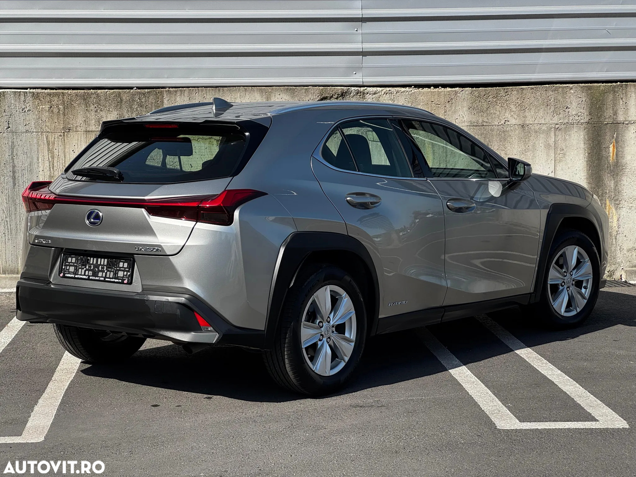 Lexus UX 250h 2.0L HEV 20H- (178 HP) 4X2 CVT Business - 7