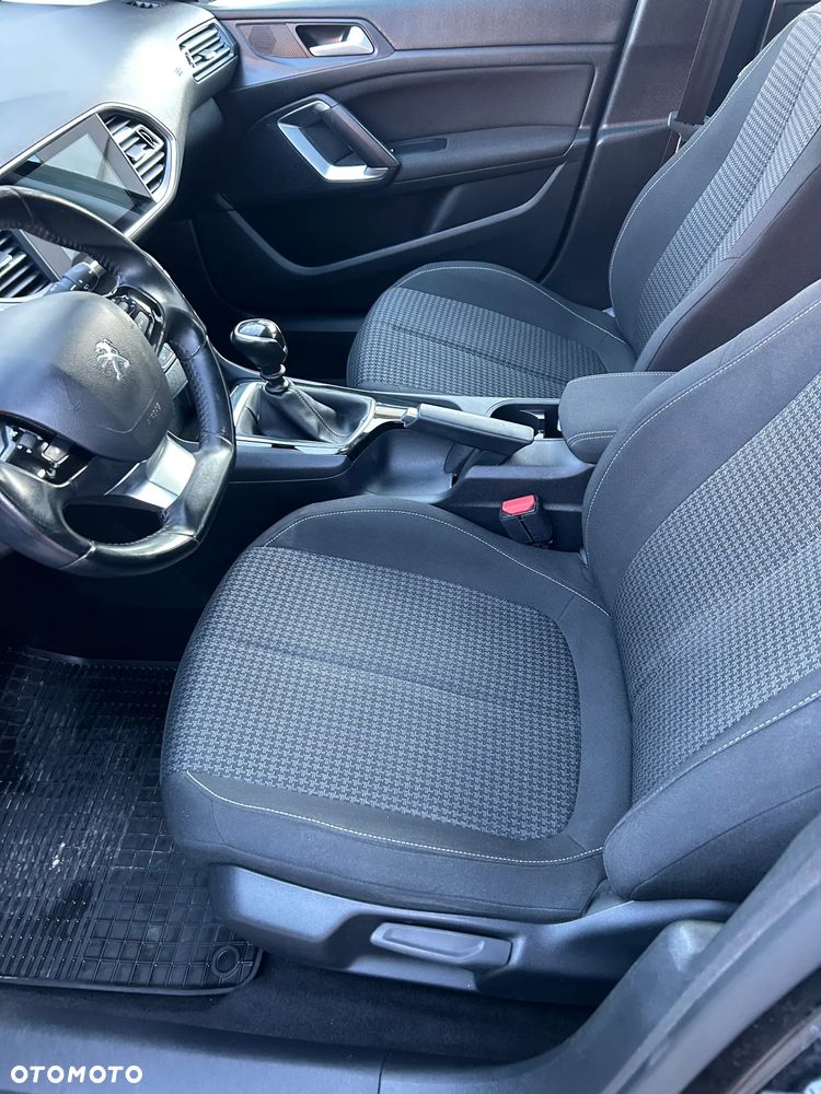 Peugeot 308 1.5 BlueHDi Active S&S - 11