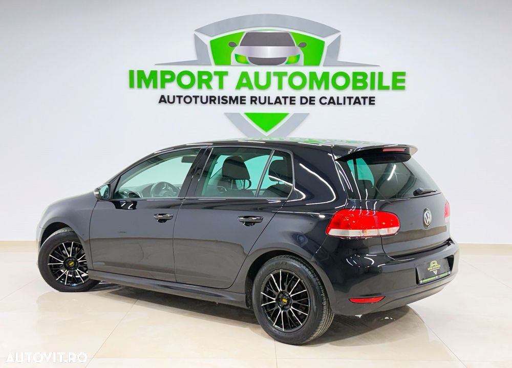 Volkswagen Golf 1.6 TDI DPF Trendline - 13