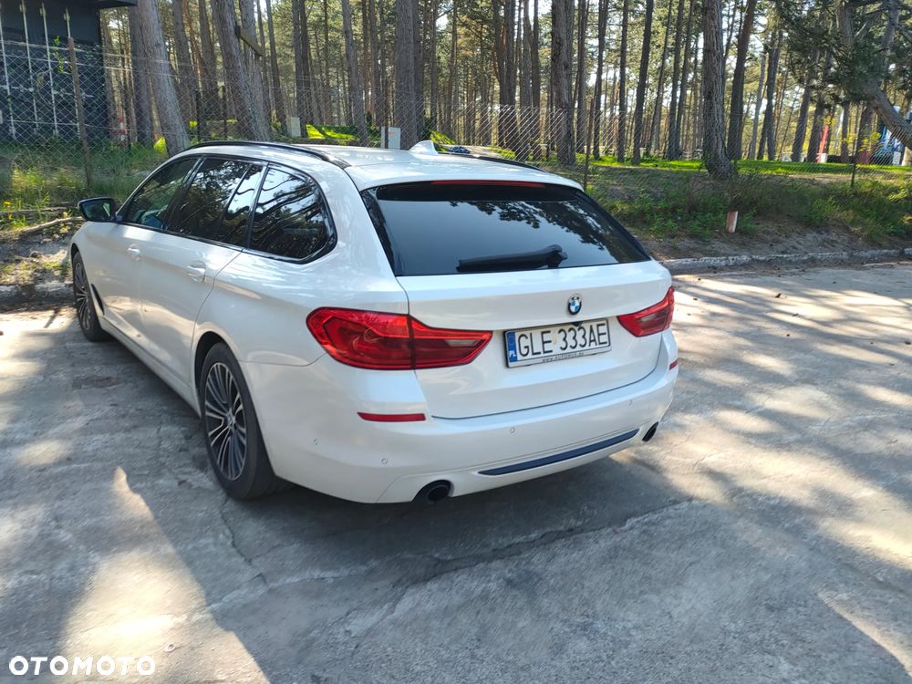 BMW Seria 5 525d Sport Line - 1