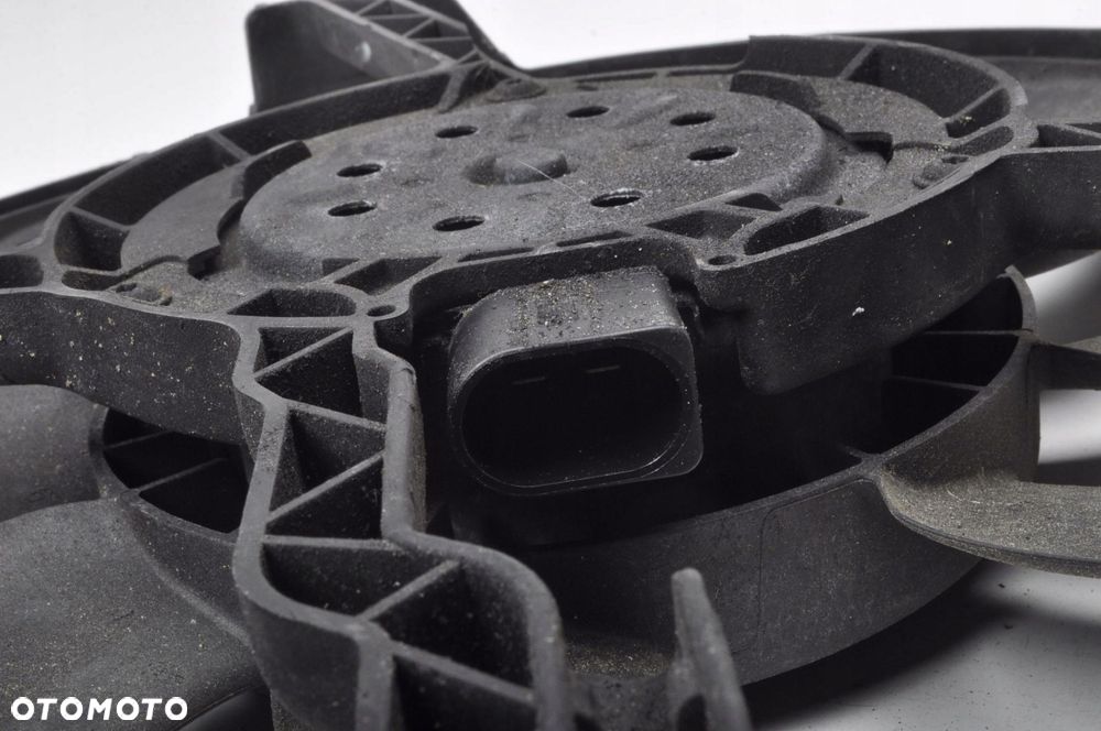 AUDI A4 B8 A5 A6 C7 Q5 3.0 TDI WENTYLATOR CHŁODNICY 8K0121003M AUTOMAT - 2