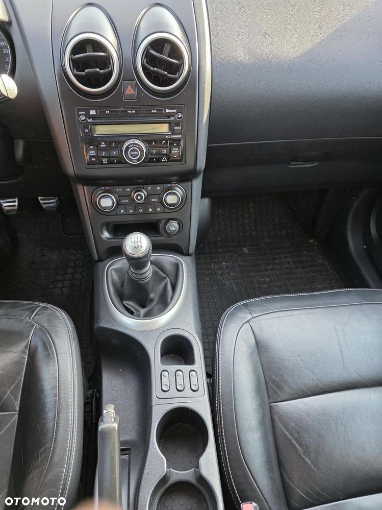 Nissan Qashqai 2.0 dCi Tekna - 2