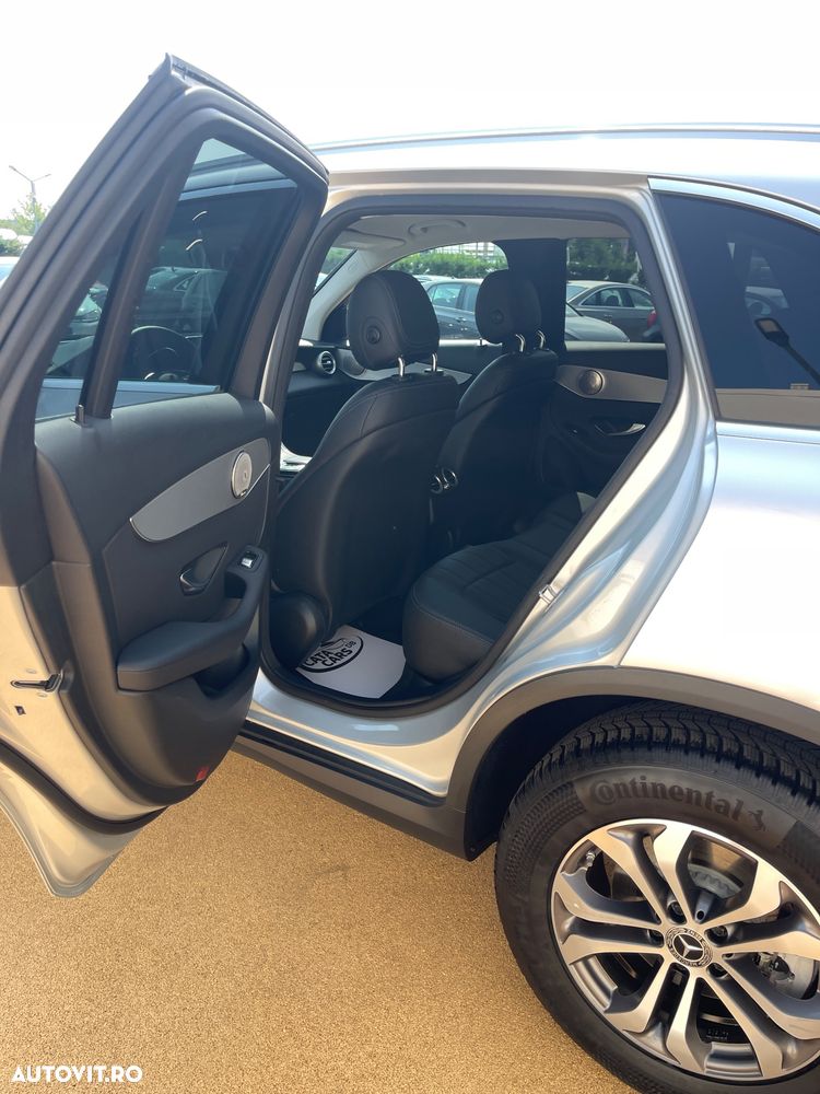 Mercedes-Benz GLC 300 d 4MATIC 9G-TRONIC - 26