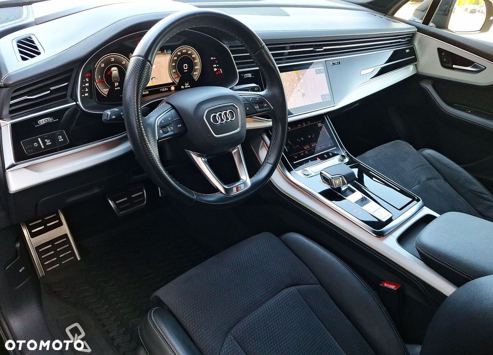 Audi Q7 - 11