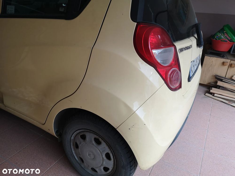 Chevrolet Spark - 4