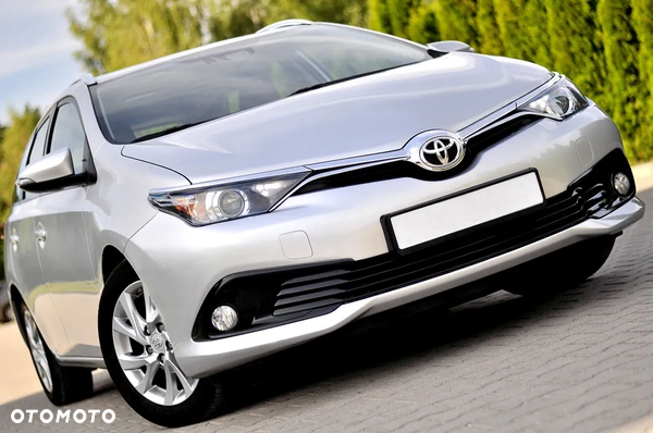 Toyota Auris 1.6 D-4D Prestige