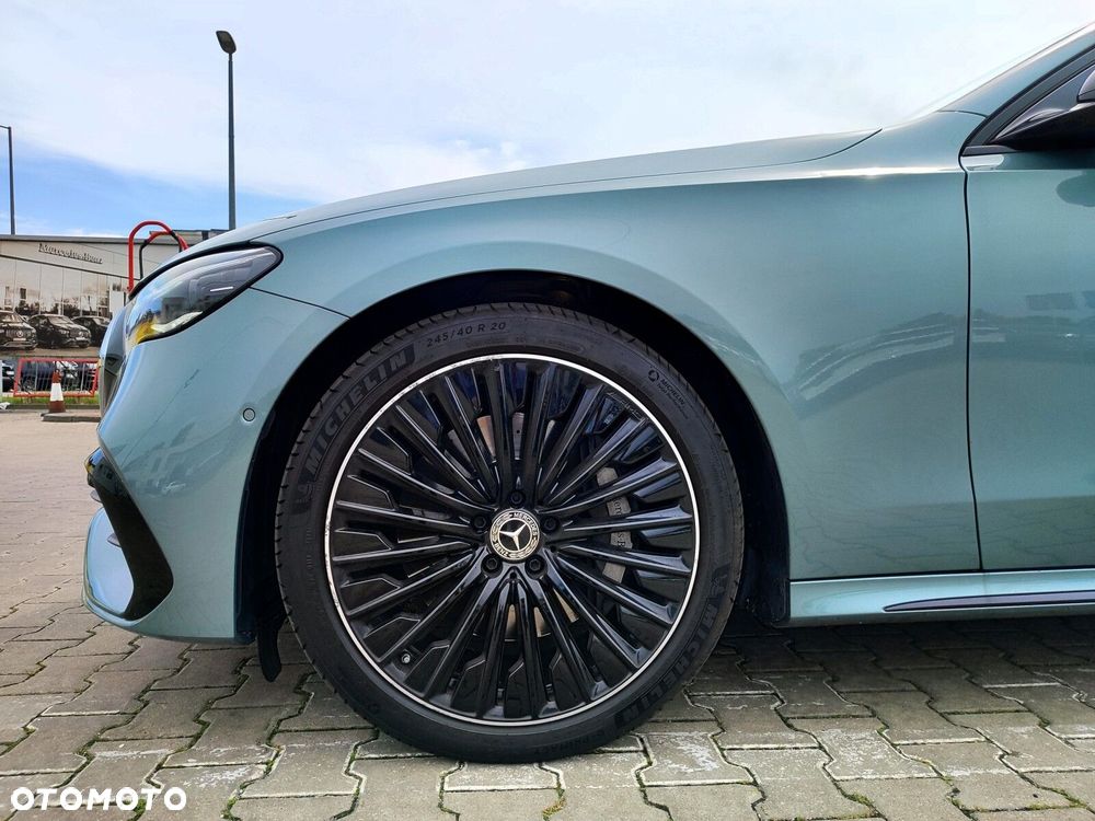 Mercedes-Benz Klasa E - 9