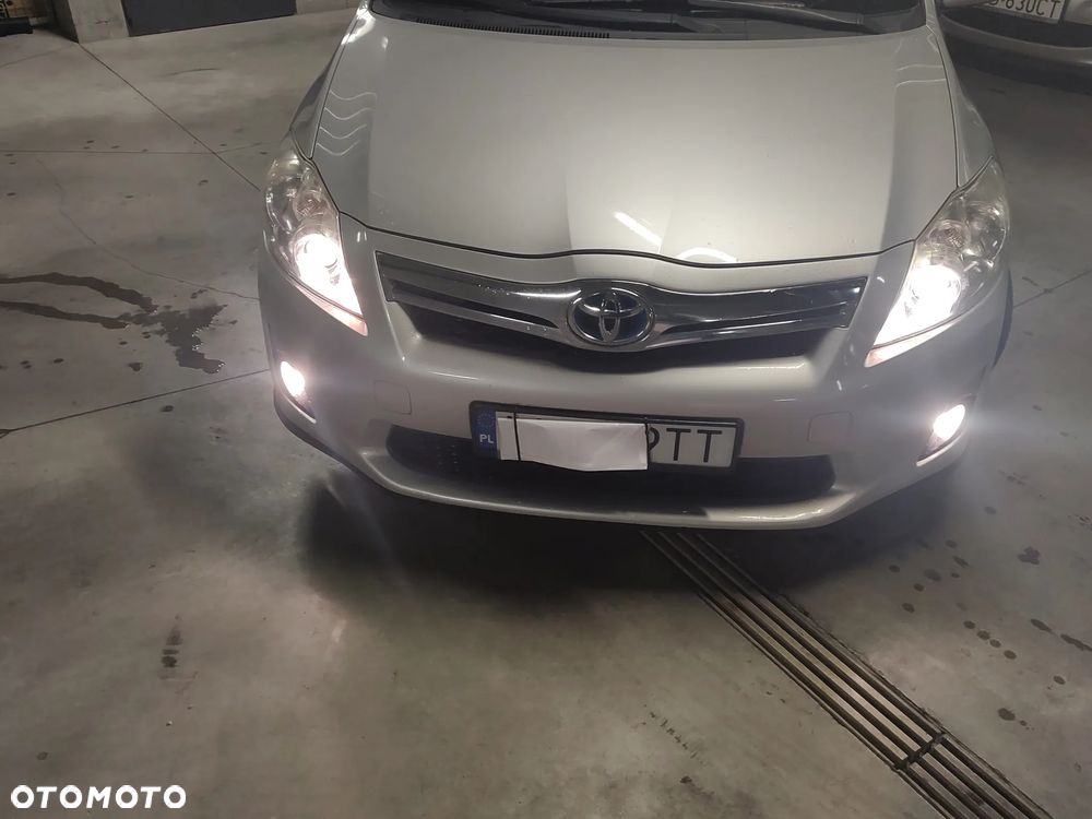 Toyota Auris - 4
