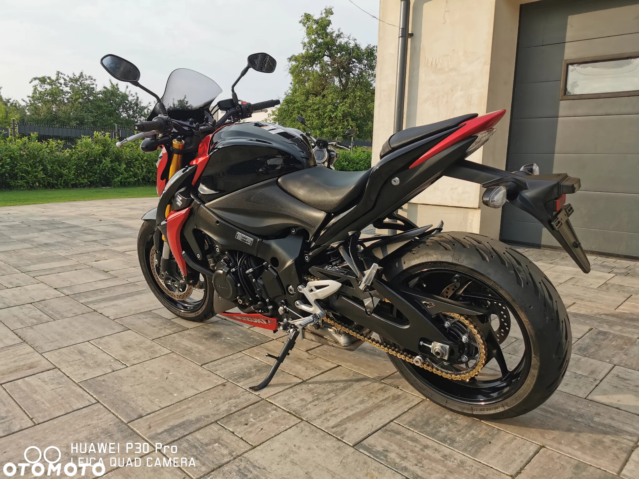 Suzuki GSX - 3