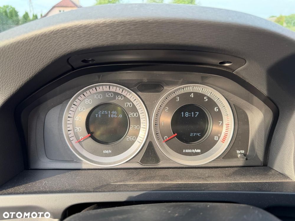 Volvo S60 2.5 T5 - 8
