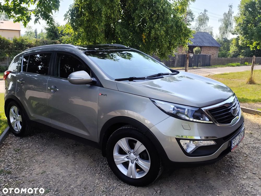 Kia Sportage 2.0 CRDI 4WD Automatik Fifa World Cup Edition - 32