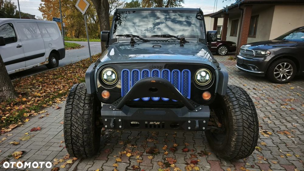 Jeep Wrangler - 5
