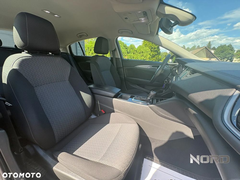Opel Insignia 1.5 T Enjoy S&S - 16