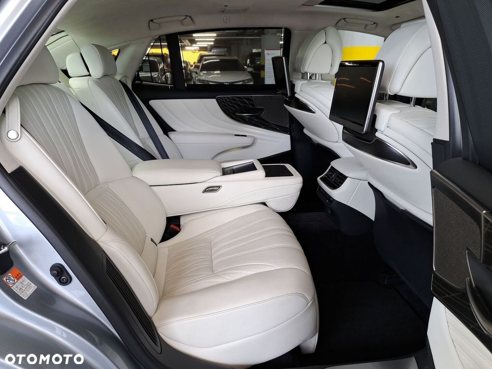 Lexus LS 500h Omotenashi AWD - 19