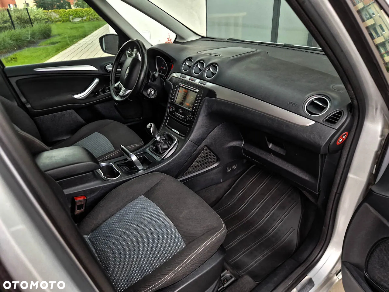 Ford Galaxy 2.0 TDCi Titanium - 9