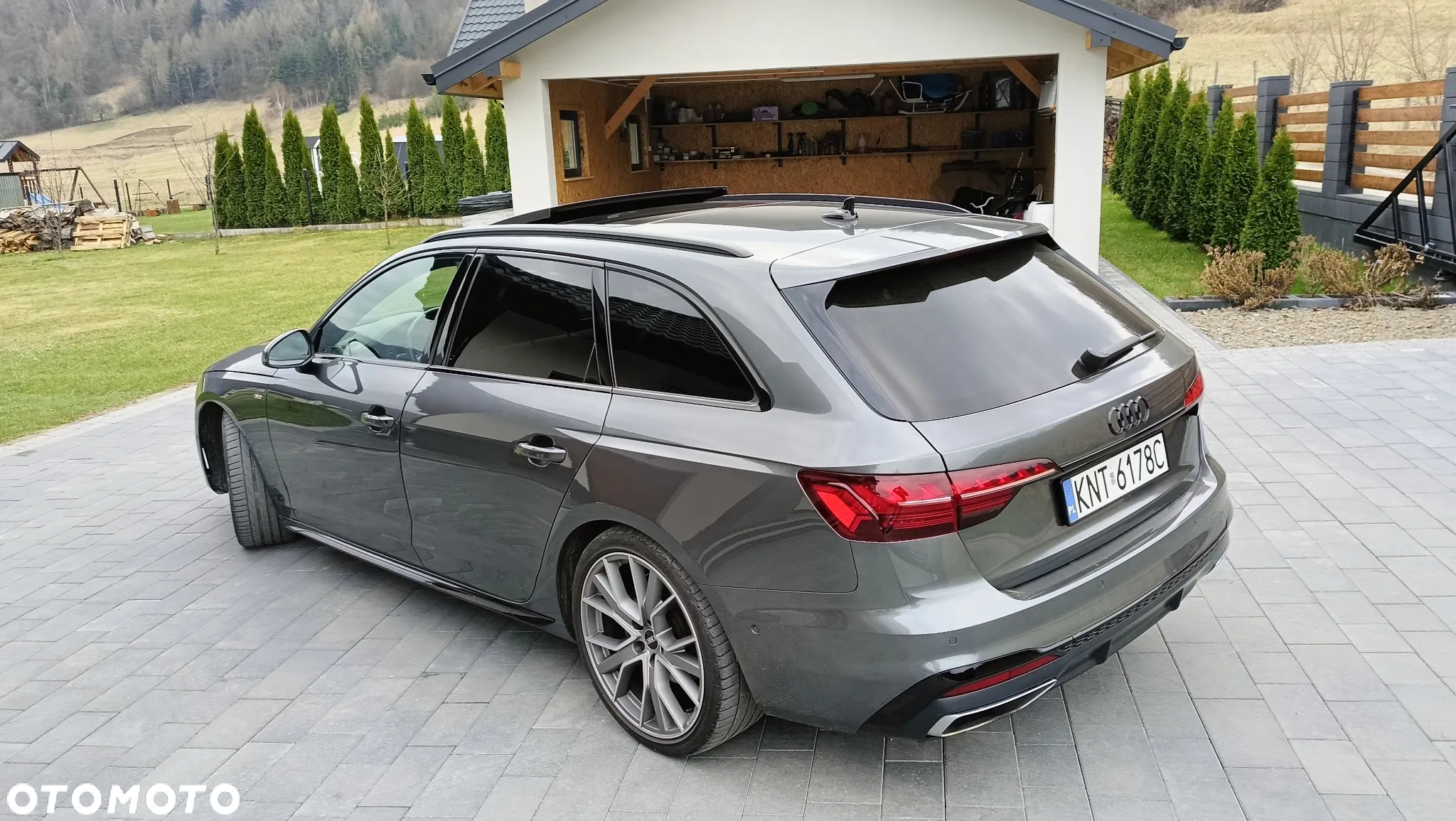 Audi A4 Avant 30 TDI S tronic S line - 2