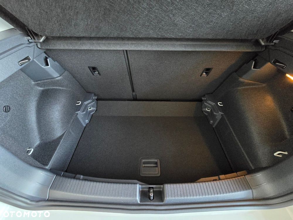 Volkswagen T-Cross 1.0 TSI Life Plus - 9