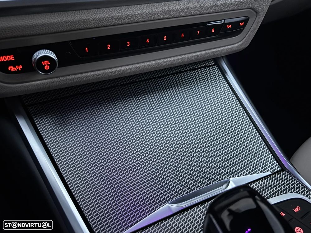 BMW 320 d Touring Pack M Auto - 43