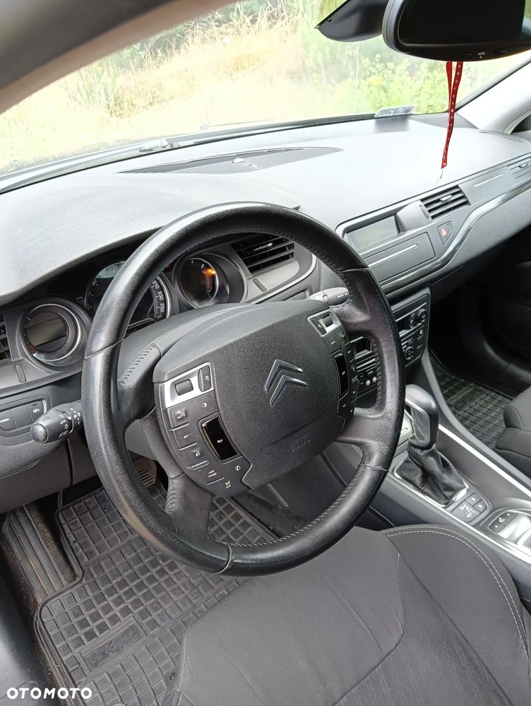 Citroën C5 2.0 16V Confort - 8
