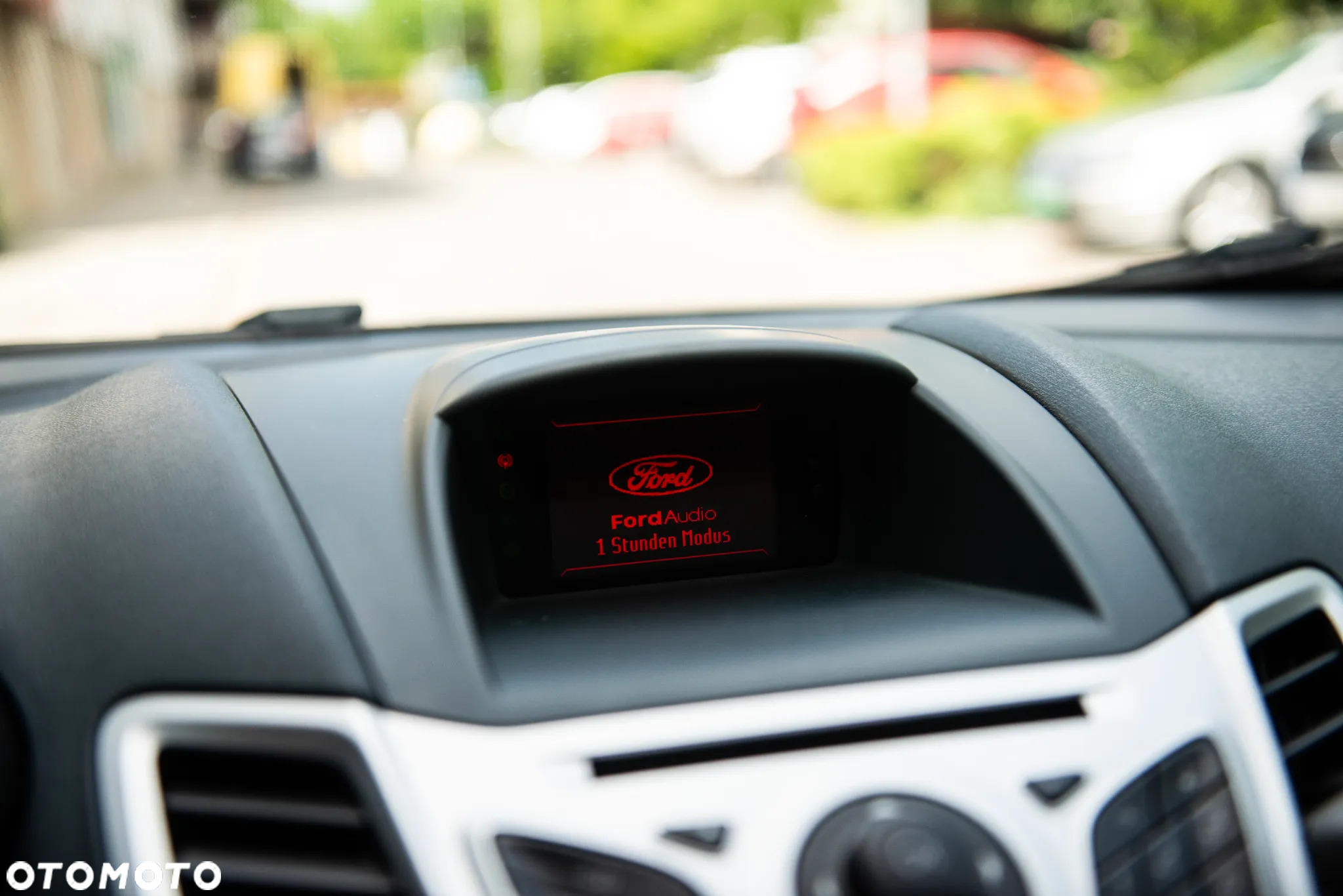 Ford Fiesta 1.25 Celebration - 28