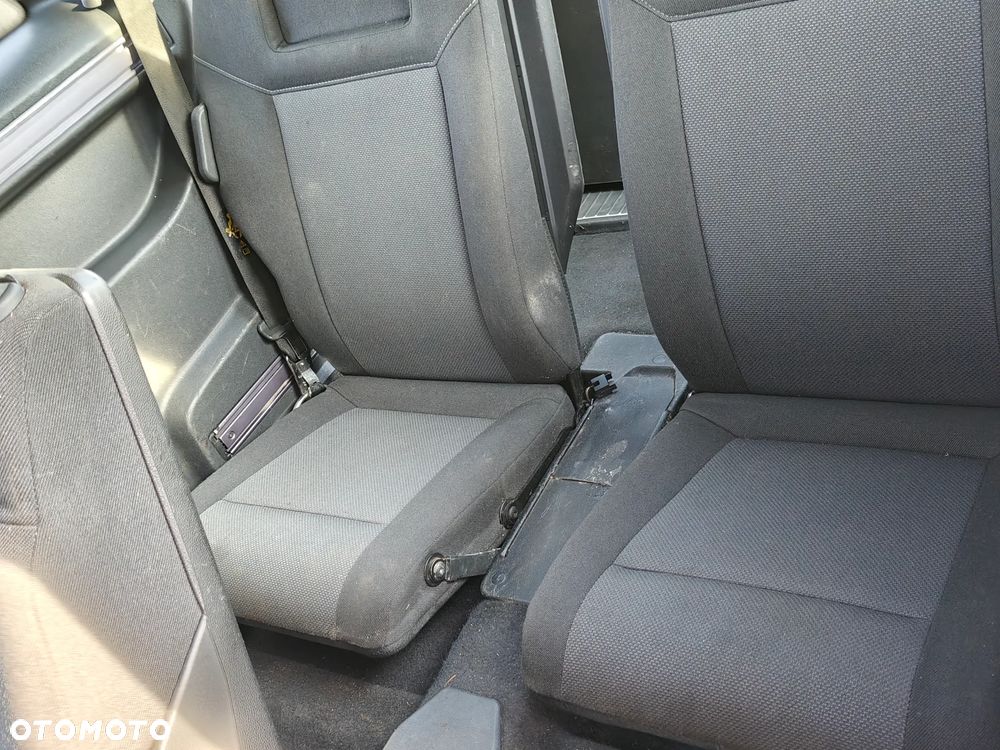 Opel Zafira 1.9 CDTI - 21