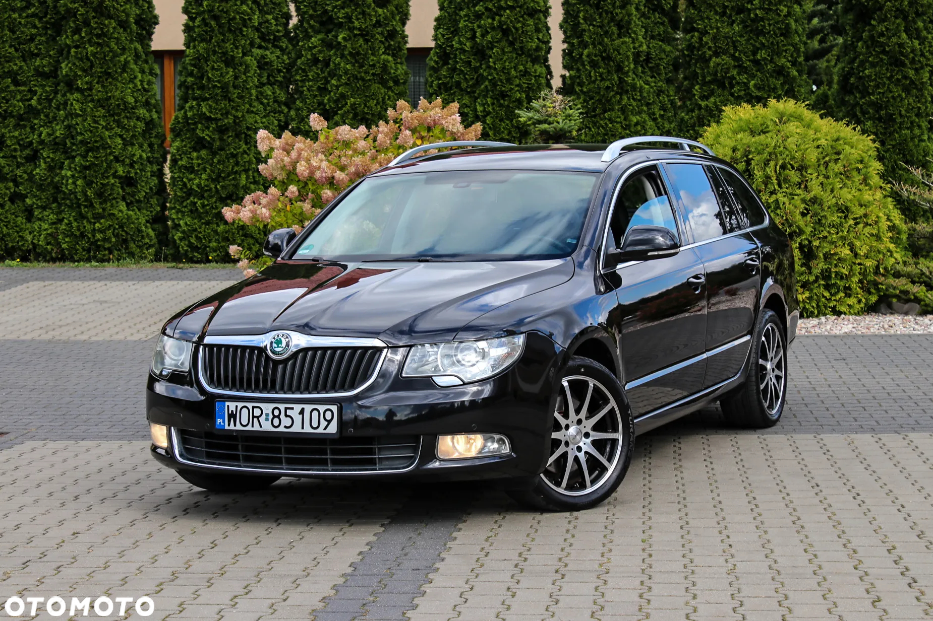 Skoda Superb 2.0 TDI DSG Exclusive - 4