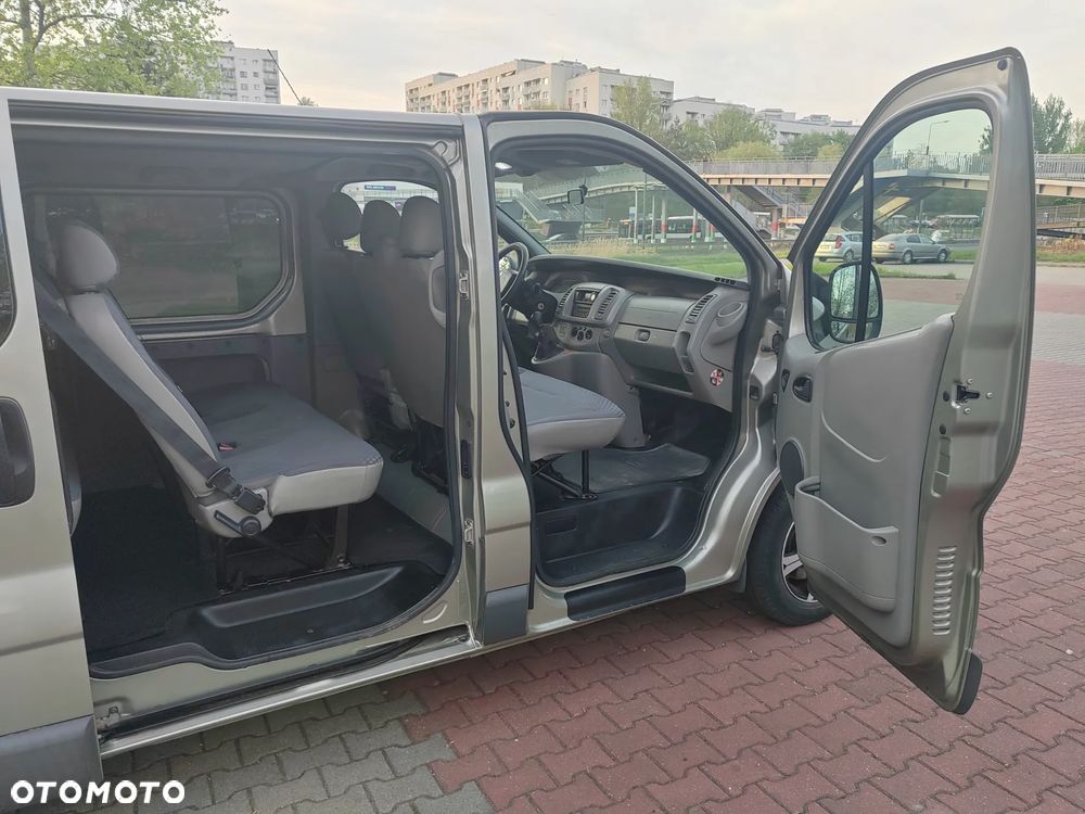 Renault Trafic Passenger L1H1 Expression - 8
