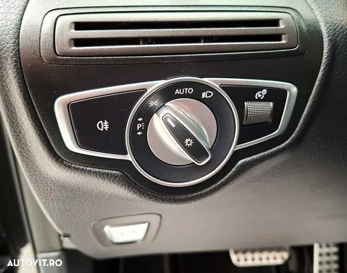 Mercedes-Benz GLC 220 d 4Matic 9G-TRONIC AMG Line Plus - 28