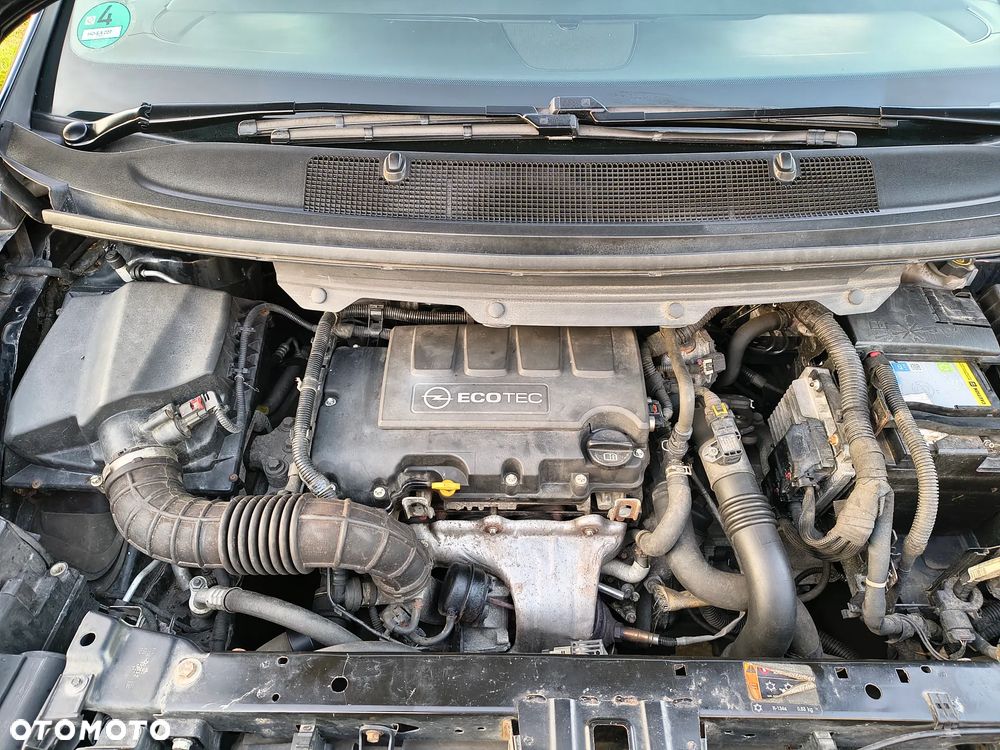 Opel Zafira Tourer 1.4 Turbo Active - 28