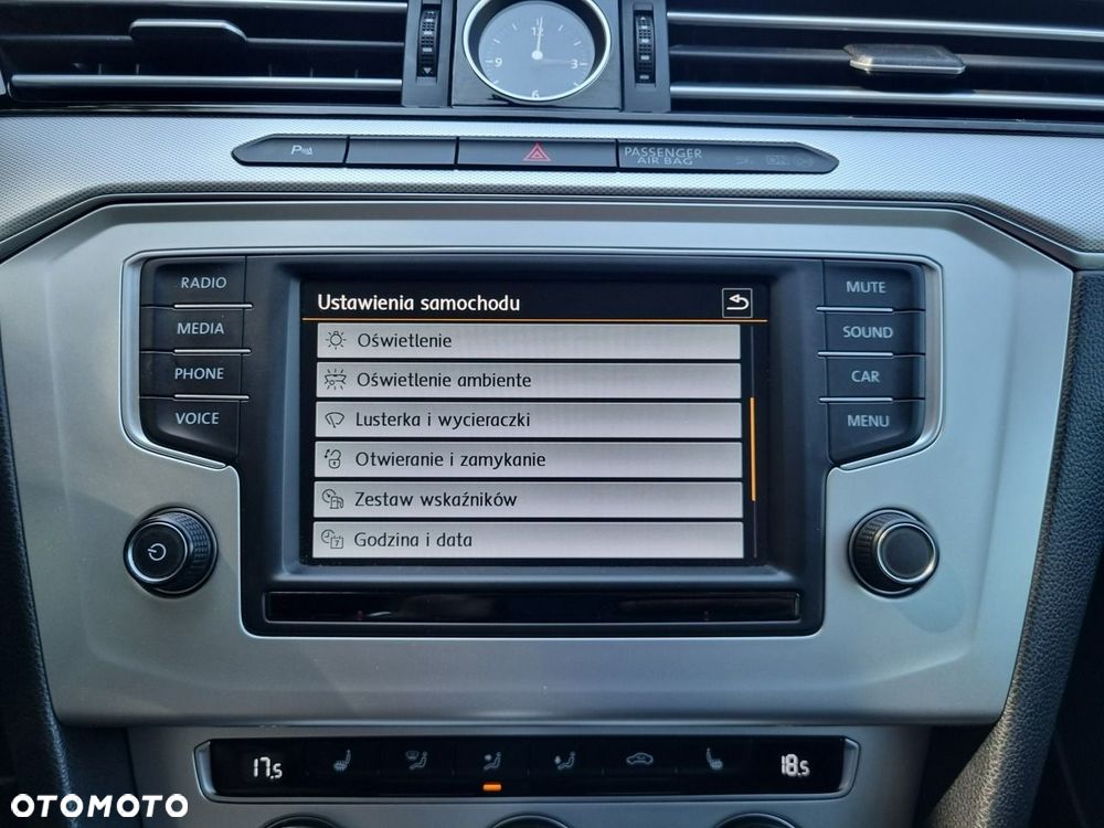 Volkswagen Passat - 23