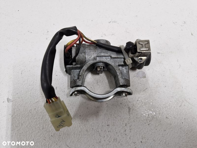 TATA SAFARI II 2 2.2 D STACYJKA X2 KLUCZYK - 3