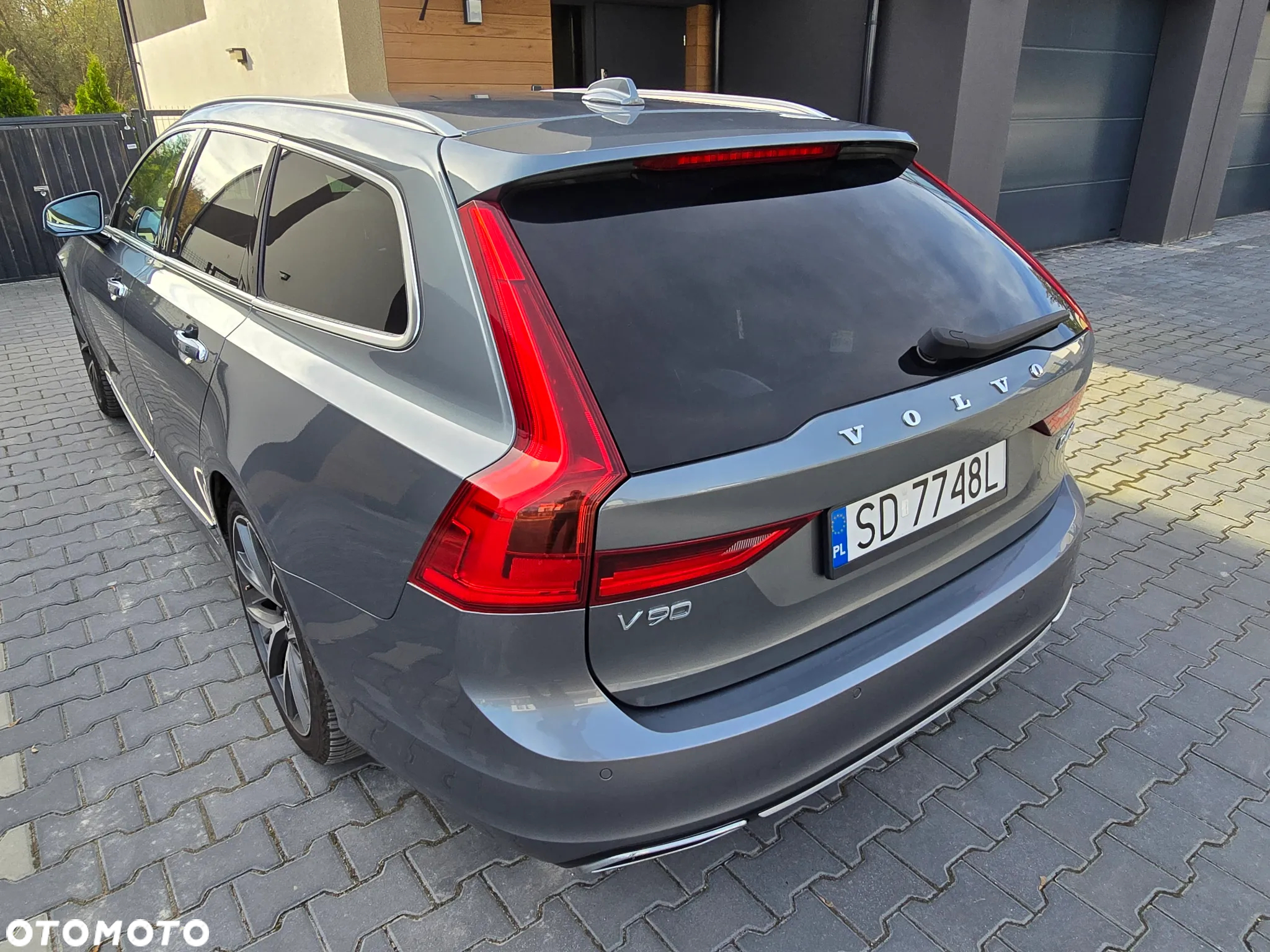 Volvo V90 D4 AWD Inscription - 16